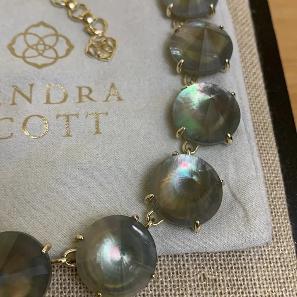 Kendra Scott NWT Jolie Gray Illusion 14K Gold-Plated Statement Necklace +Pouch